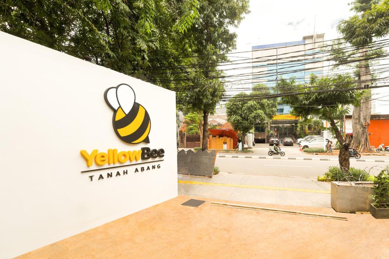Yellow Bee Tanah Abang Jakarta Exteriör bild